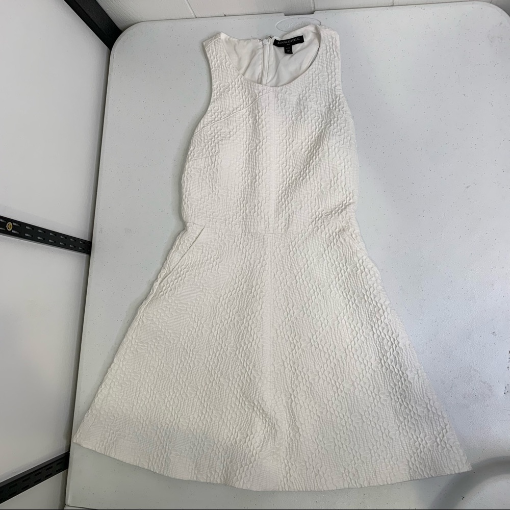 White Banana Republic Dress with Pockets